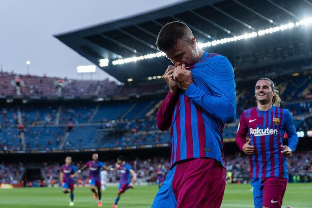 伊卡尔迪晒旺达视频：她闯入我家骚扰了我2小时