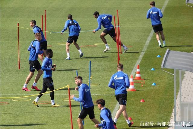 北京德比北控逆转首钢 张帆24分翟晓川20+10